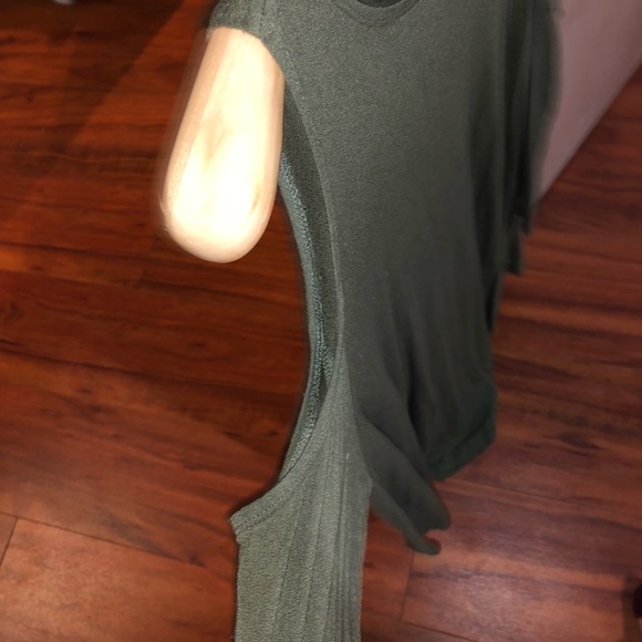 Long sleeve open shoulder army green dress - Picture 5 of 5